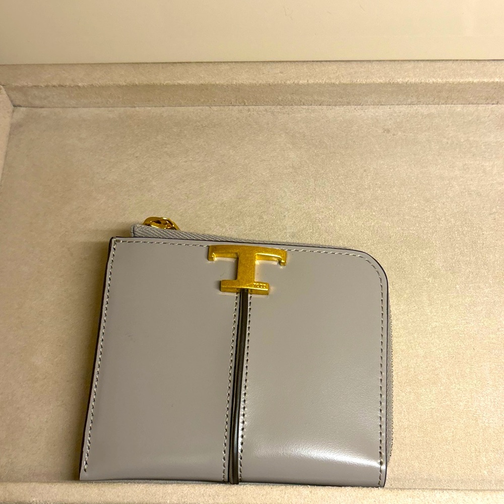 Tod’s Classic Wallet